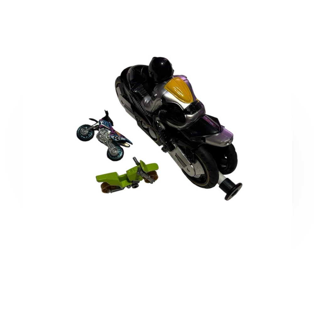 🟢 Dynamic Motorcycle Toy Trio - Black, Silver, Yellow, Green